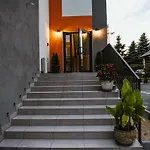 17 Kwatera prywatna *
